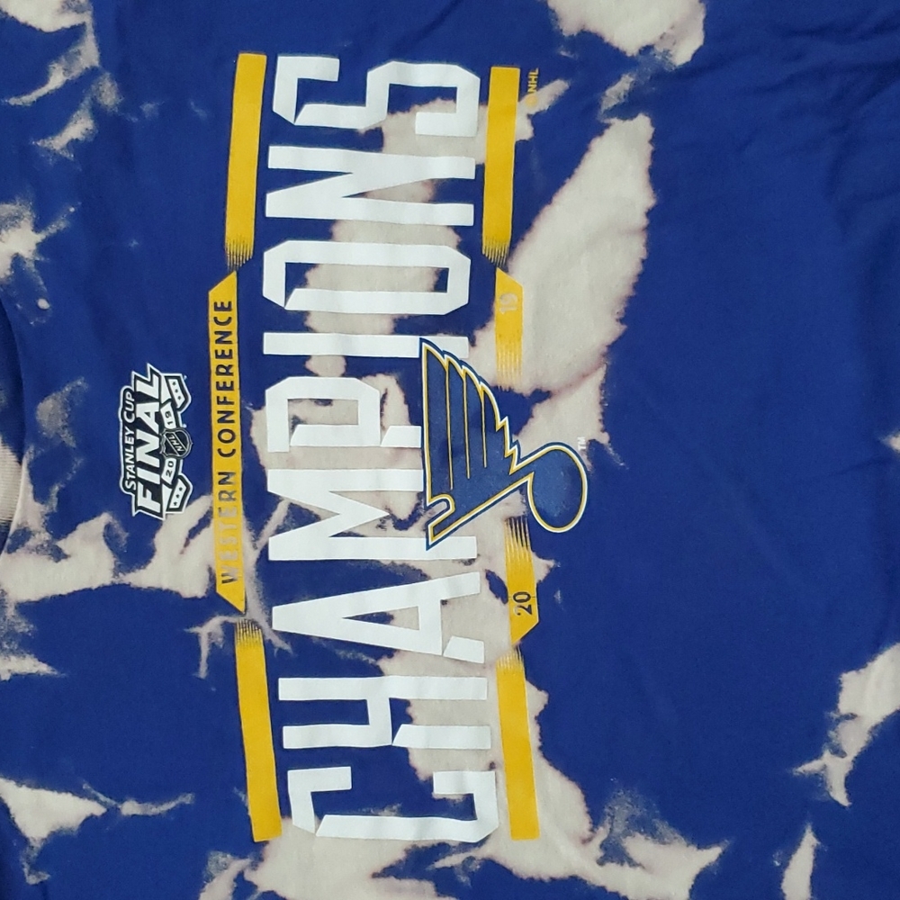 St. Louis Blues‎ Bleach tye dye tee - Picture 2 of 3
